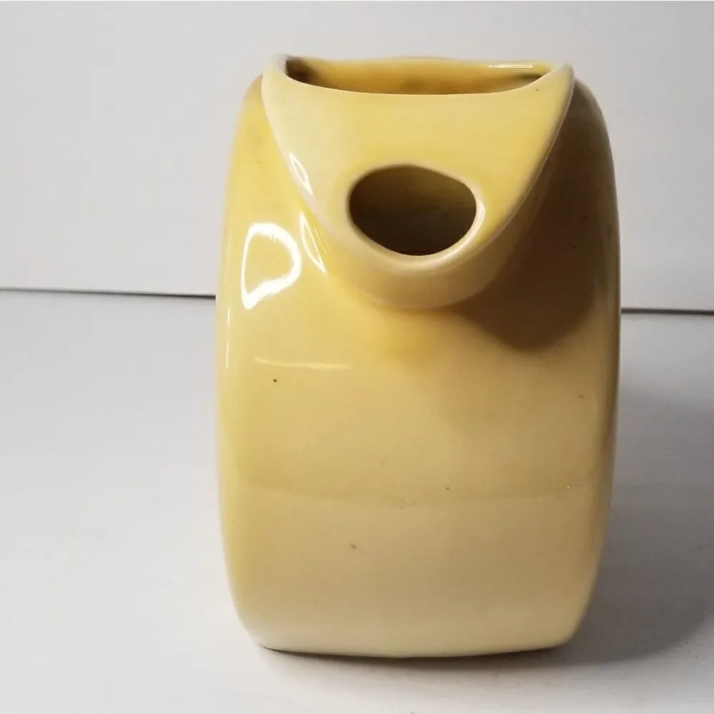 Alamo refrigerator pitcher pottery vintage yellow